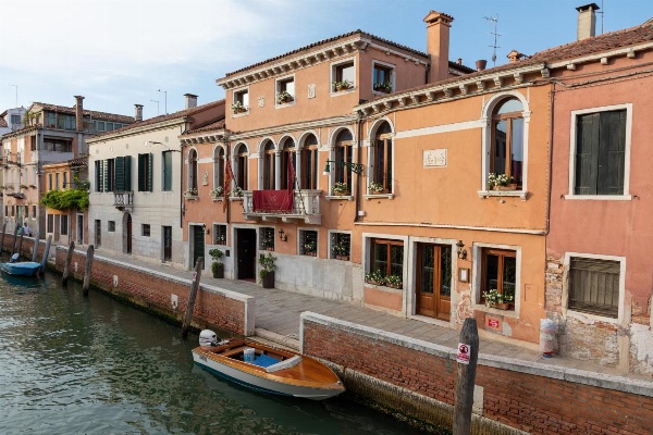 Excess Venice Boutique Hotel & Private Spa - Adults Only image 3